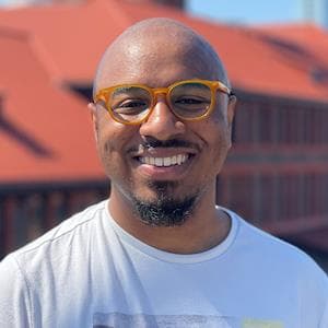 Khari Dixon